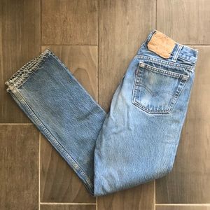Vintage Light Wash Levi’s